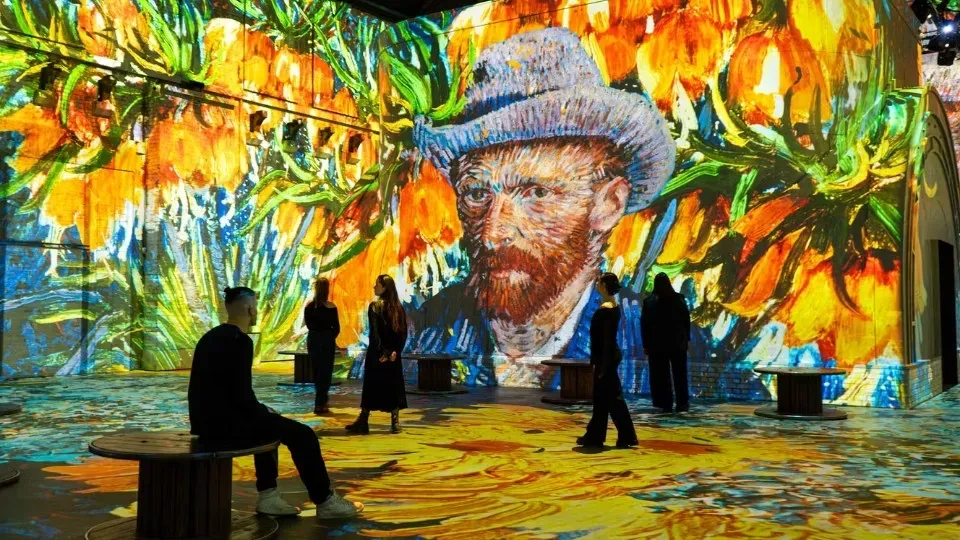 Fabrique des Lumières: From Vermeer to Van Gogh - Image 1